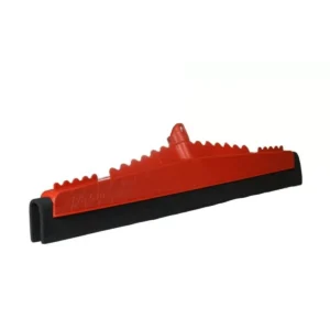 Rodo Plastificado 30cm Puxa e Seca Caiçara com cabo de 1,20m, em um banheiro limpo, destacando sua praticidade e eficiência. | Elite M4